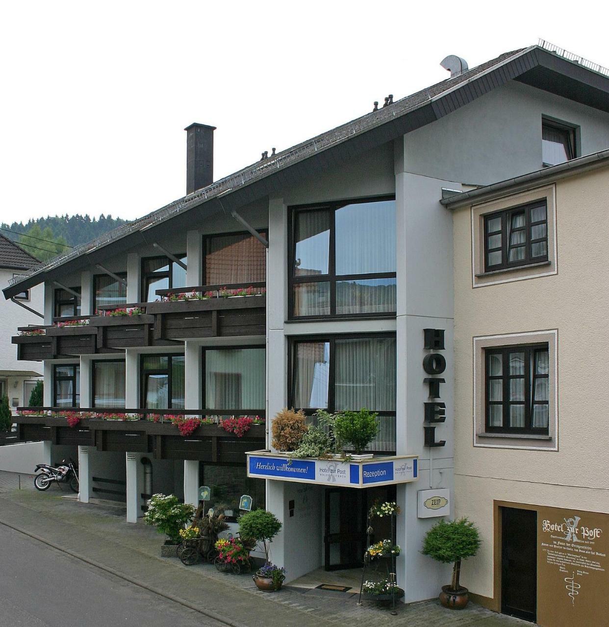 Hotel Zur Post Waldbreitbach Экстерьер фото